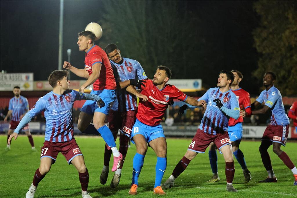 SV Drochtersen Assel - SC Weiche Flensburg, Freitag, 15. November 2024.