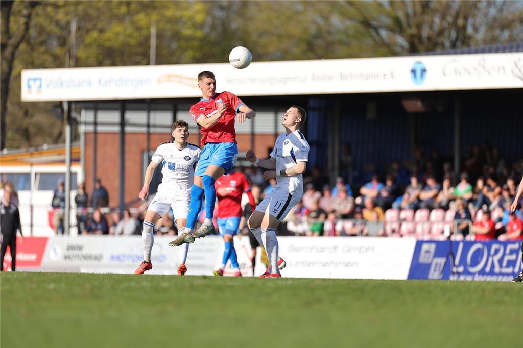 SV Drochtersen Assel - VfB Oldenburg am Samstag, 12. April 2025.