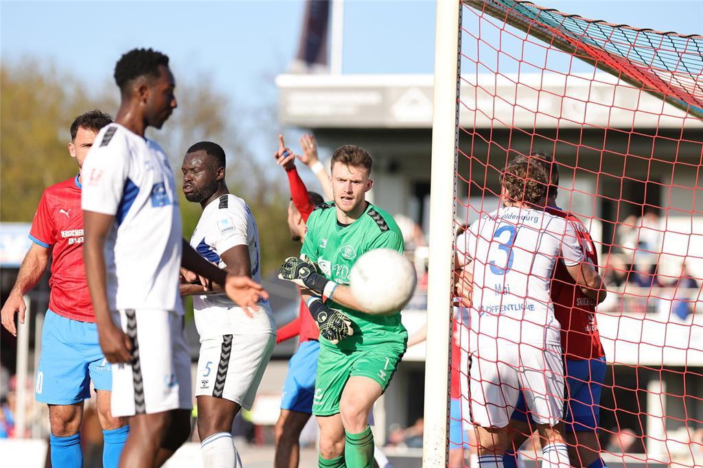 SV Drochtersen Assel - VfB Oldenburg am Samstag, 12. April 2025.