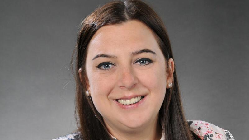 Sabrina Klapper sieht sich selbst als Paradiesvogel in der Politik.