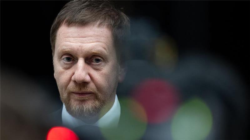 Wirtschaftskrise: Länder fordern „kraftvolles Umsteuern“ Sachsens Ministerpräsident Michael Kretschmer ist derzeit Chef der Ministerpräsidentenkonferenz.