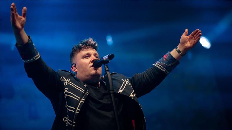 Sänger Florian Hertel fiel der Refrain im Auto ein. (Archivfoto)