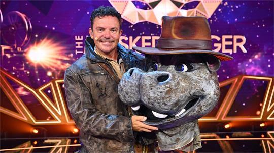 Sänger und Trompeter Stefan Mross ist in der neuen Staffel der ProSieben-Show „The Masked Singer“ demaskiert worden. 