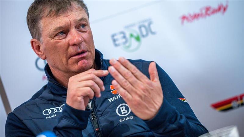 Sah nur wenige Lichtblicke im deutschen Ski-Team: Sportvorstand Wolfgang Maier.