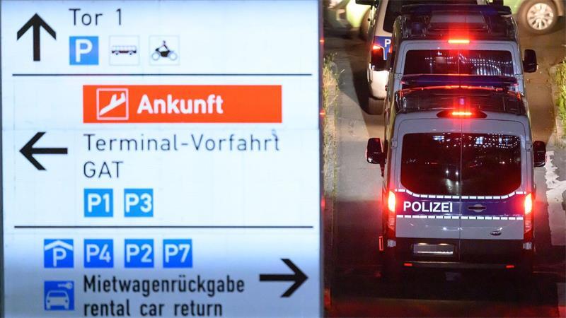Deutlich mehr freiwillige Ausreisen als Abschiebungen Sammelabschiebungen nach Afghanistan gehören zu den Rückführungsmaßnahmen, die am meisten kosten. (Archivfoto)