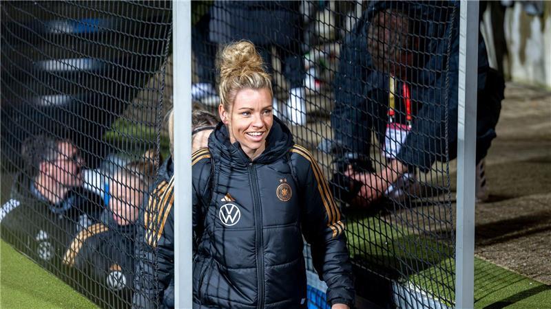 Mittelfeld-Casting bei DFB-Frauen: Schafft es Oberdorf noch? Sammelt mächtig Pluspunkte bei den DFB-Frauen: Linda Dallmann.