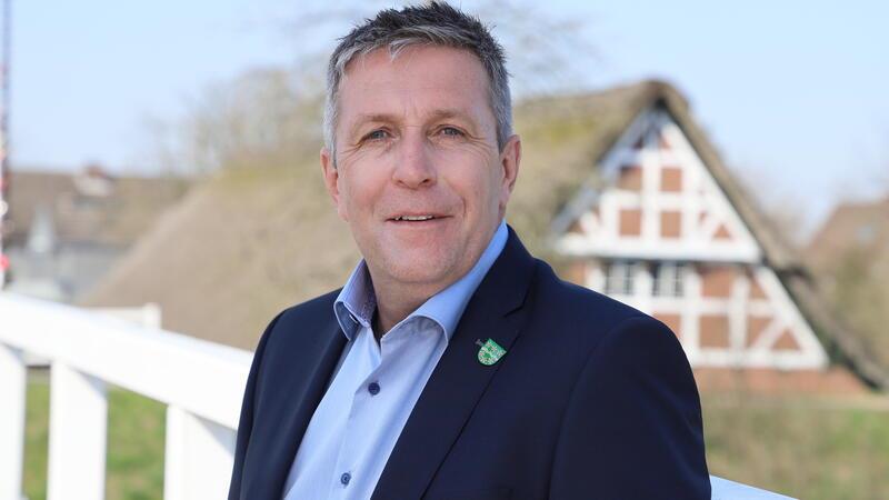 Samtgemeindebürgermeister Timo Gerke gesteht einen Fehler ein.