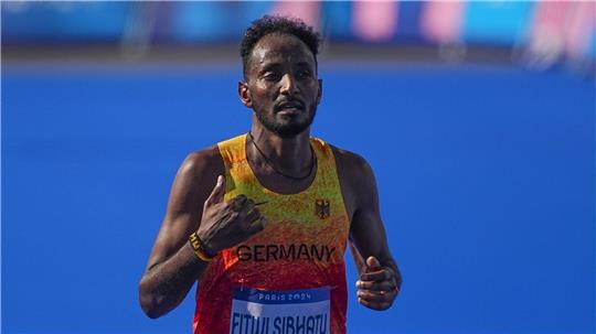 Samuel Fitwi ist einer der Favoriten beim Hamburg-Marathon. (Archivbild)