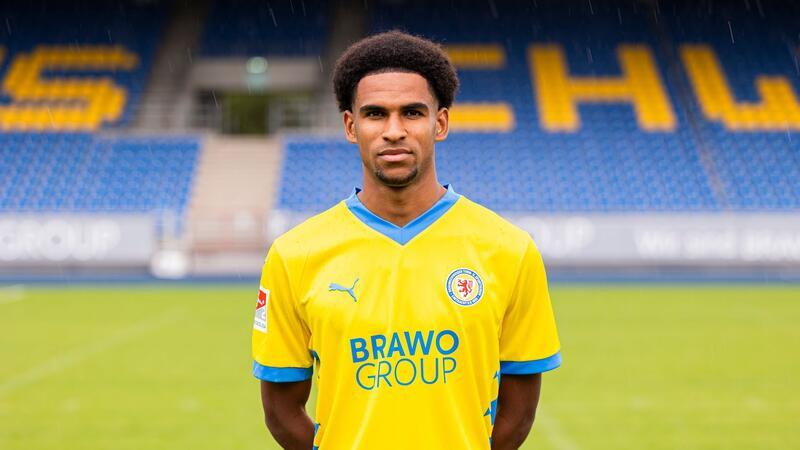 Sanoussy Ba trifft für Eintracht Braunschweig vor dem Zweitliga-Auftakt.