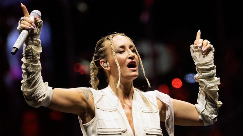 Sarah Connor tritt bei der CSD-Abschlusskundgebung am Brandenburger Tor auf. (Archiv)