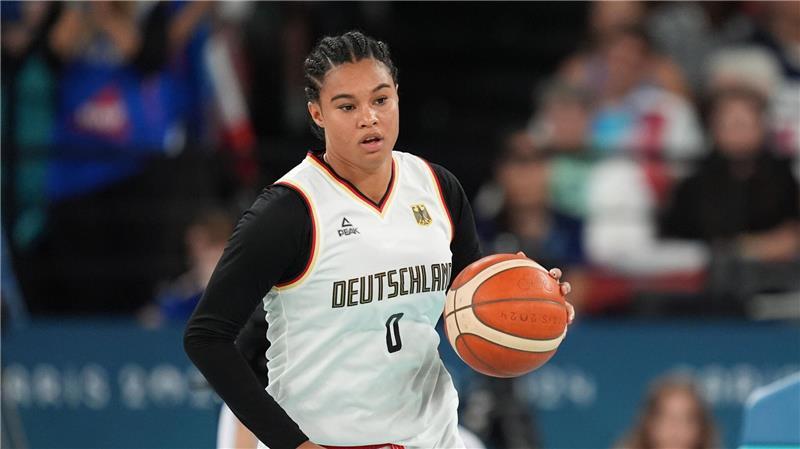 Deutsche Basketballerinnen bei EM ohne Satou Sabally Satou Sabally wird bei der Basketball-EM nicht für Deutschland spielen.