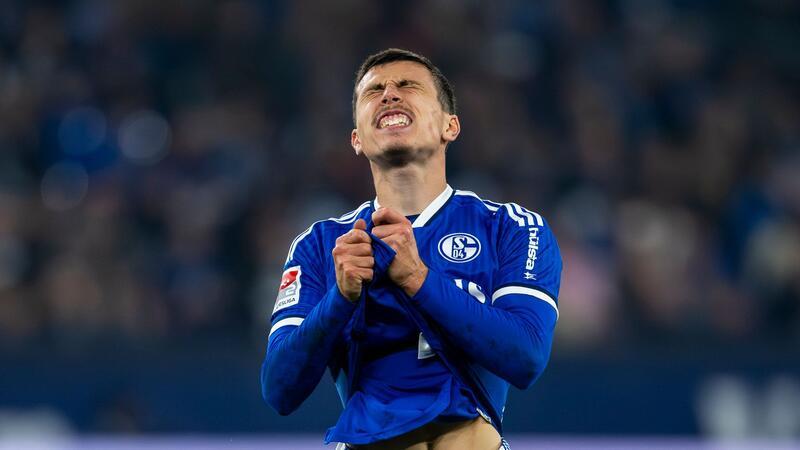Schalke will gegen die Gelb-Rot Sperre von Ron Schallenberg Einspruch einlegen.