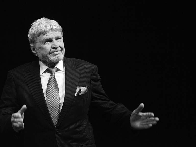 Schauspieler Hardy Krüger ist am 19. Januar 2022 im Alter von 93 Jahren in Kalifornien gestorben, wie seine Agentur am Donnerstag in Hamburg mitteilte. Foto: Caroline Seidel/dpa