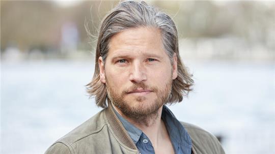 Schauspieler Sebastian Ströbel.
