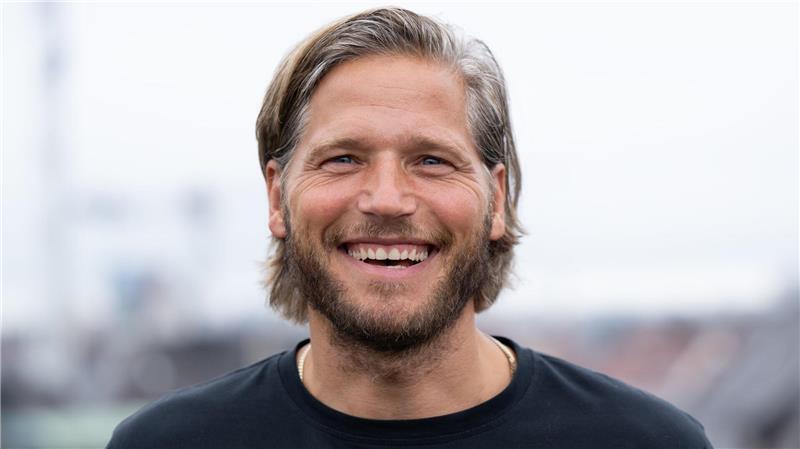 Schauspieler Sebastian Ströbel hat einen Weihnachtsbrauch. (Archivbild)