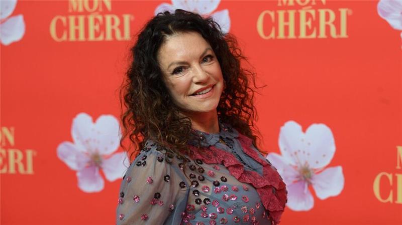 Simone Thomalla und Christine Neubauer bei „Let’s Dance“ Schauspielerin Christine Neubauer wagt sich ebenfalls aufs Tanzparkett. (Archivbild)