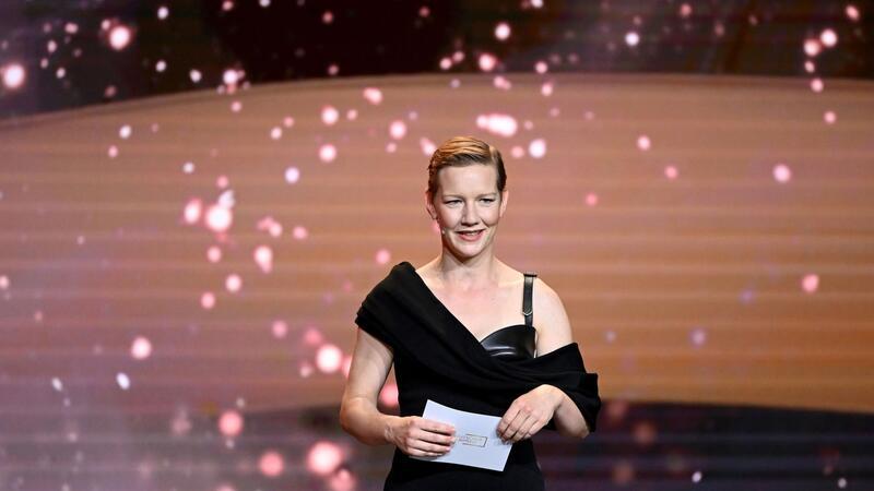 Filmfest München eröffnet mit Sandra Hüller Schauspielerin Sandra Hüller bei der Verleihung des Deutschen Filmpreises als Laudatorin.