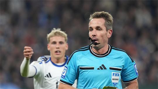 Schiedsrichter Tobias Stieler ordnete nach dem Spiel zwischen dem Hamburger SV und Eintracht Frankfurt mehrere strittige Szenen ein.