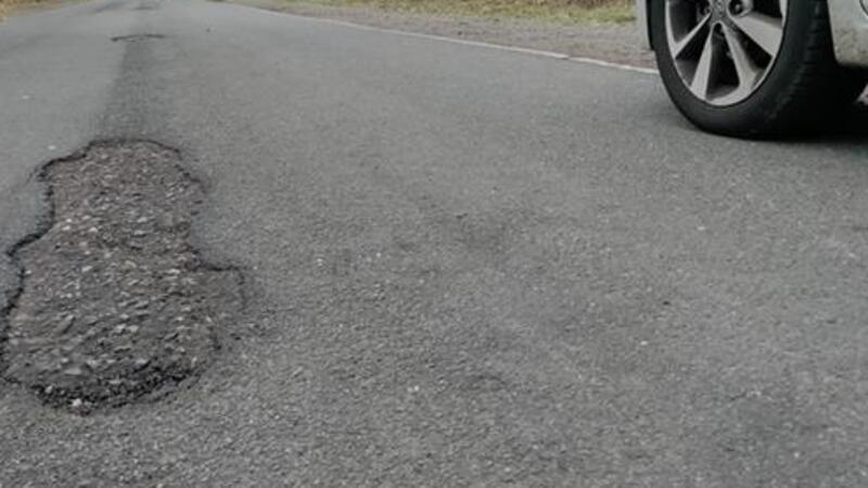 Drei Tage Vollsperrung in Horneburg – Behinderungen in Ahlerstedt Schlaglöcher Hagener Weg