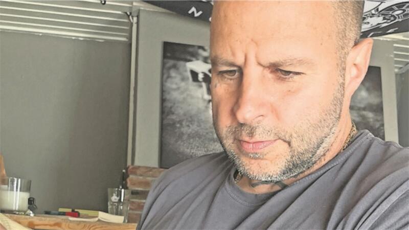 Exotische Haustiere: Drei Pythons abzugeben „Schlangenvater“ Sebastian Wolf.