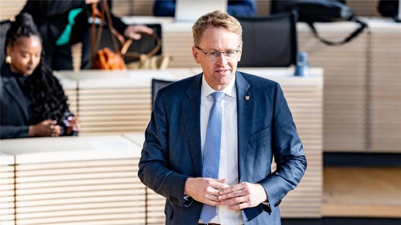 Schleswig-Holstein muss laut Daniel Günther bei den Klimazielen ehrgeizig bleiben (Archivbild)