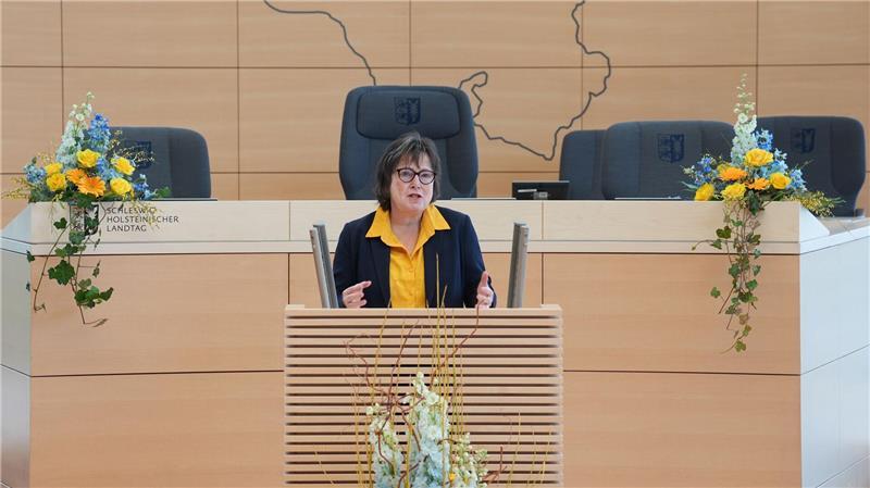 Schleswig-Holstein versichert der Ukraine Solidarität und Unterstützung.