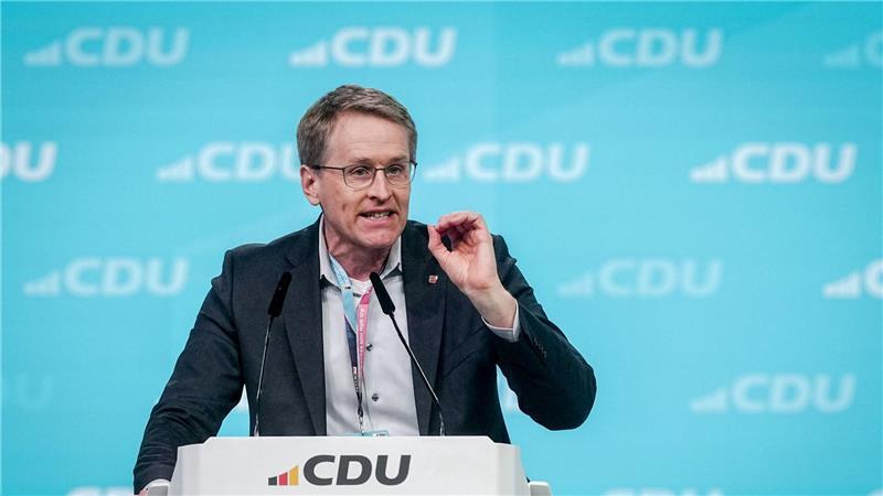 Schleswig-Holsteins Ministerpräsident Daniel Günther (CDU) ist für eine Zuckersteuer auf Limonaden. (Archivbild)