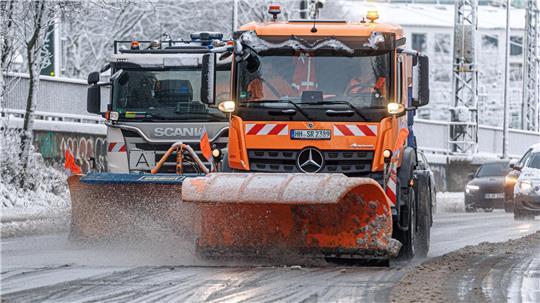 Schnee und Frost sorgen weiter für Glätte in Hamburg.