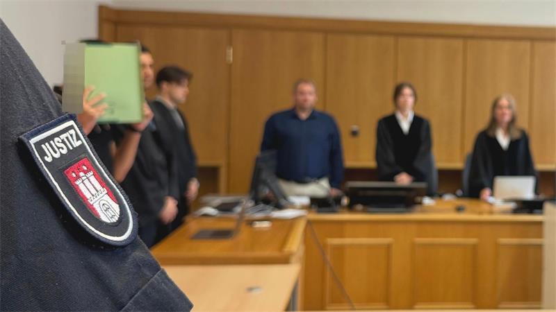 Schöffinnen und Schöffen werden alle fünf Jahre gewählt. Wer wann zu Gerichtssitzungen herangezogen wird, wird anschließend gesondert festgelegt. (Symbolbild)
