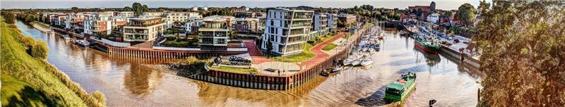 Schöne Aussichten : Vom Gasometer aus hat man einen einmaligen Panorama-Ausblick über den Stadthafen und die Stader Altstadt. Foto Bodo Cordes