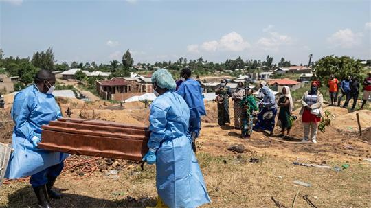 Schon mehr als 700 Menschen sind im Kongo an Ebola gestorben. (Archivbild)