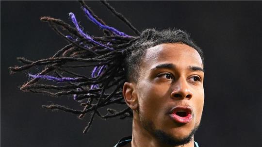 Schoss die Bayern in Glasgow in Führung: Michael Olise.