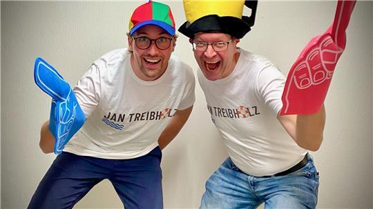 Schräg, witzig, authentisch - das Duo Jan Treibholz mit dem Song „Finger hoch“.