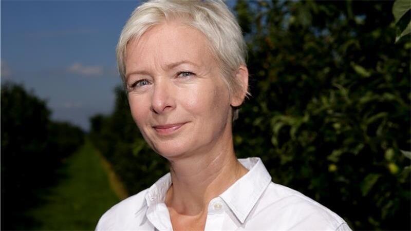 „Mittagsstunde“ auf Plattdeutsch Schriftstellerin Dörte Hansen.