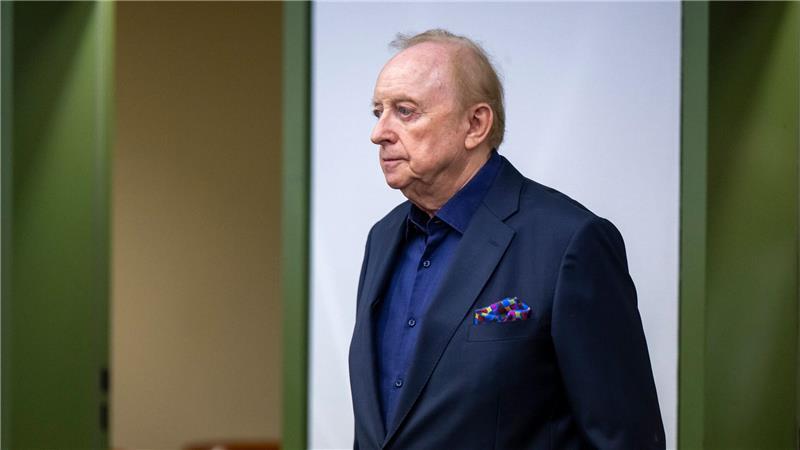 Schuhbecks derzeitige Haft ist aus gesundheitlichen Gründen ausgesetzt.