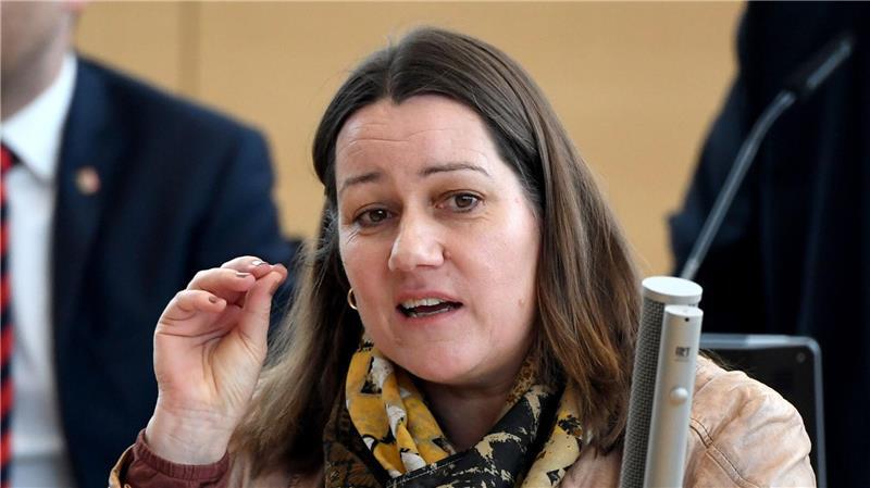 SPD und FDP fordern raschen Nachtragshaushalt Schwarz-Grün müsse schnellstmöglich einen Nachtragsetat vorlegen, sagt Raudies. (Archivbild)