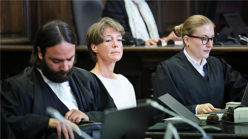 Vater im Block-Prozess: Kinder haben nach Entführung Ängste Schweigend hörte sich Christina Block die Vorwürfe ihres Ex-Manns an.