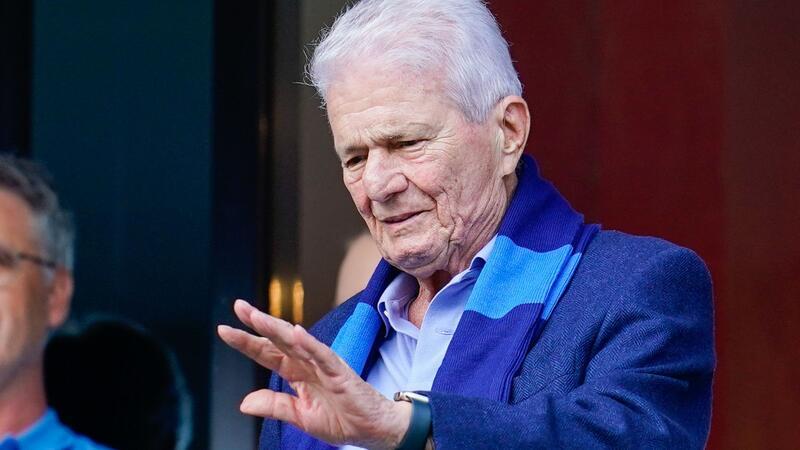 Hoffenheim befürchtet Mobbing gegen Hopp - von eigenen Fans Schweigt zu den Reaktionen der Fans: Dietmar Hopp.