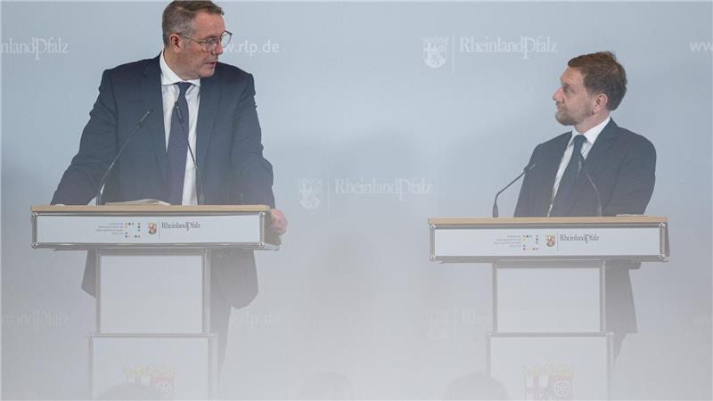 Schweitzer (links) und Kretschmer demonstrierten in vielen Punkten Einigkeit trotz Parteigrenzen. 