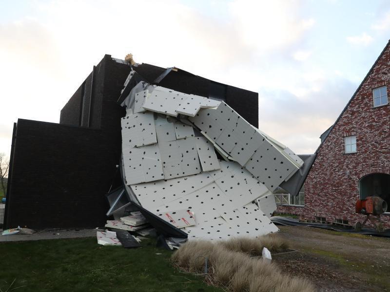 Schwere Schäden an einem Haus im belgischen Lierde. Foto: Nicolas Maeterlinck/BELGA/dpa