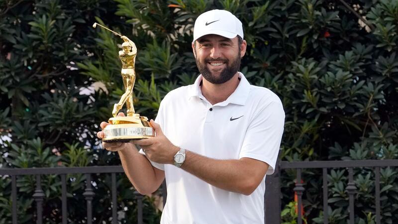 US-Golfstar Scheffler gewinnt erneut Players Championship Scottie Scheffler aus den USA feiert nach seinem Sieg.