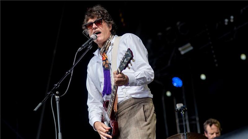 Seit 1991 Teil des Musikbusiness und noch immer voll in Fahrt: Die Hamburger Band Die Sterne mit Gitarrist und Sänger Frank Spilker.