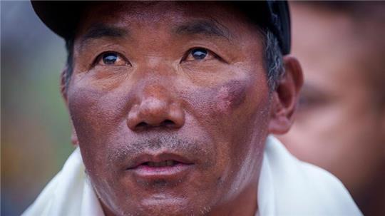 Seit 1994 hat Kami Rita Sherpa fast jedes Jahr den Mount Everest bestiegen - inzwischen 30 Mal.