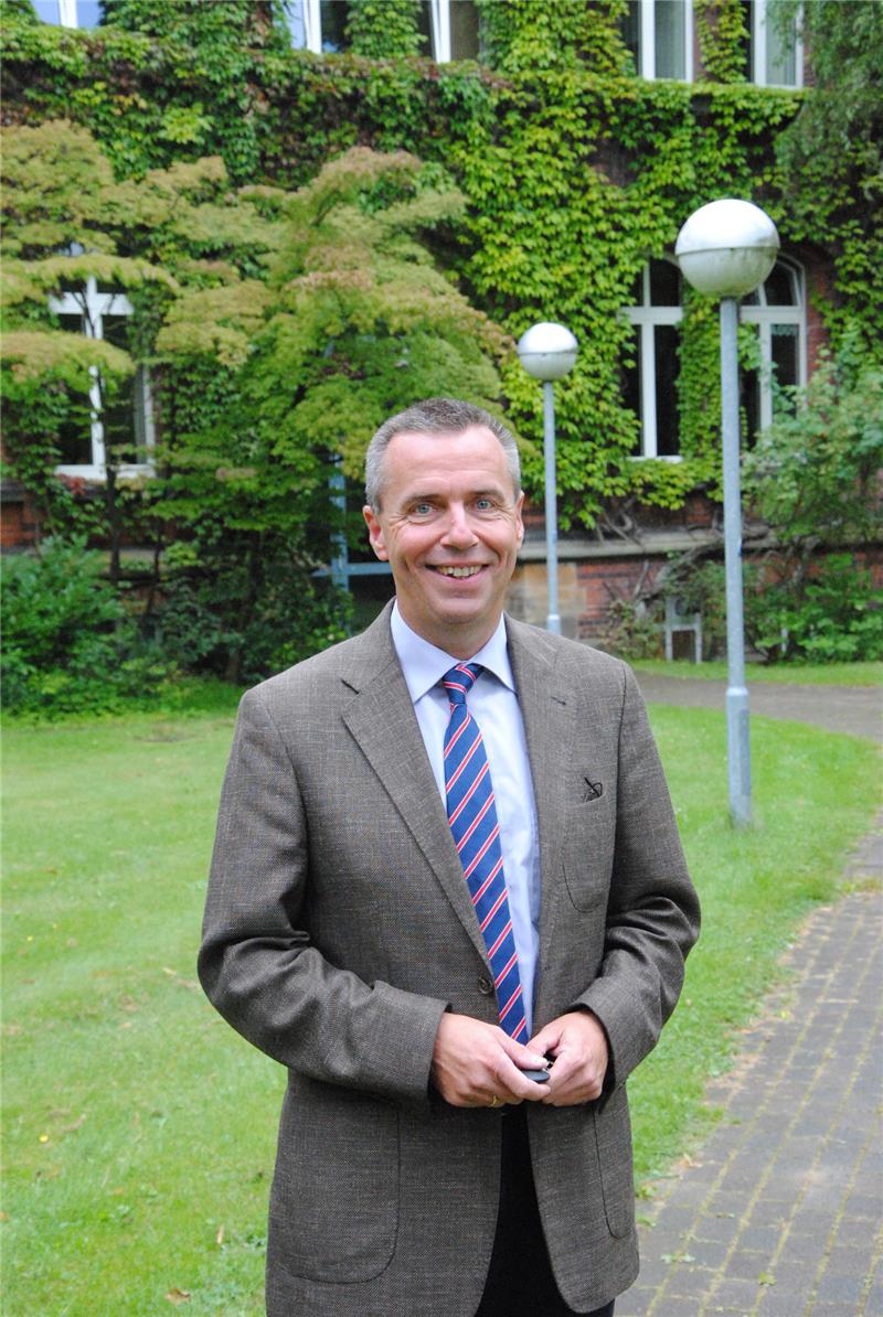 Seit 2017 ist Martin Niestroj Schulleiter am Athenaeum. Foto Stief