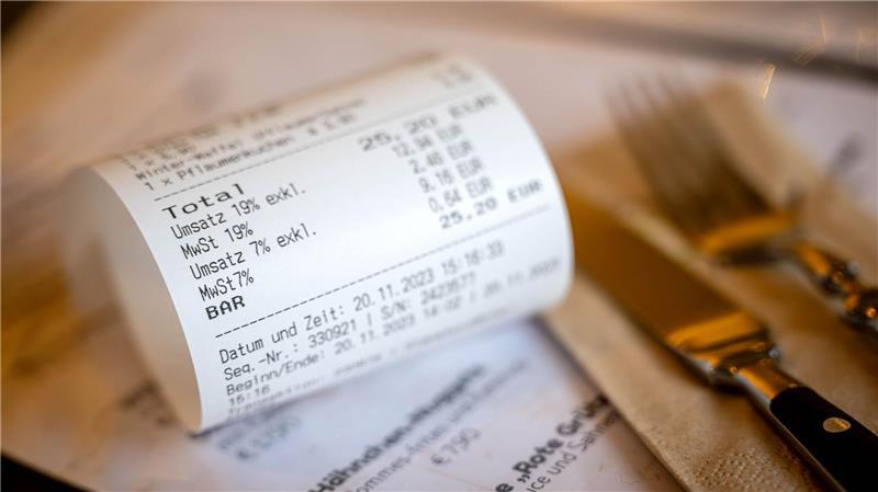 Geplantes Ende der Bonpflicht sorgt für Freude und Ärger Seit 2020 müssen Händler ihren Kunden einen Bon aushändigen - diese Pflicht soll künftig wieder entfallen. (Symbolbild)
