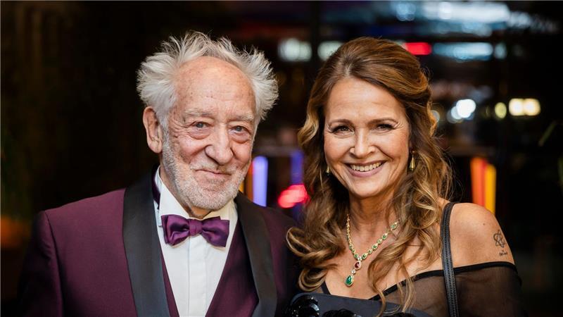 Hallervorden wird 90 - „Das Lampenfieber ist immer da“ Seit 2022 verheiratet: Dieter Hallervorden und seine Frau Christiane.