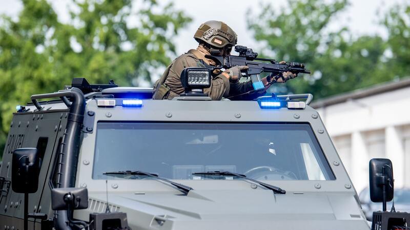 Terror, Amok, Waffen – 50 Jahre Spezialeinheiten in Niedersachsen Seit 50 Jahren gibt es in Niedersachsen die Spezialeinheiten der Landespolizei.