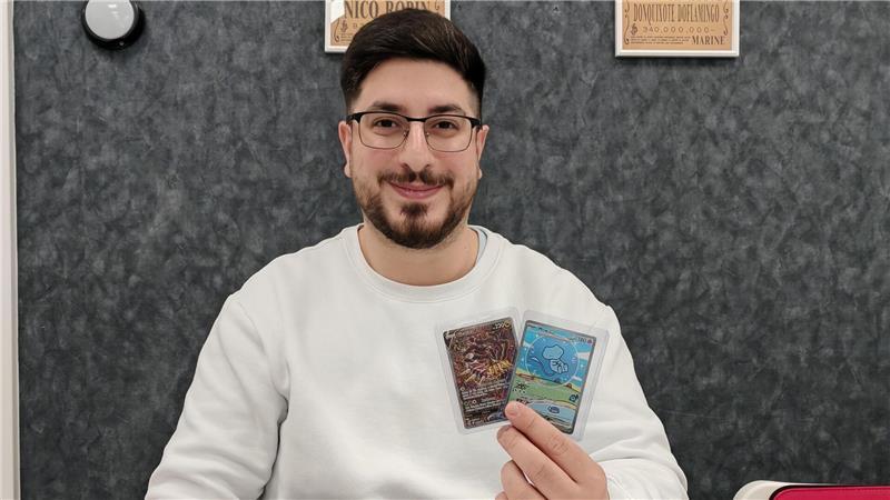 Seit Dezember 2025 führt Martin Kirmit den Sammelkartenladen „TCGHimmel“ in Bremerhaven.