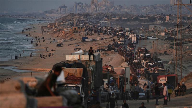 Seit Tagen flüchten Menschen aus der Stadt Gaza. (Archivbild)