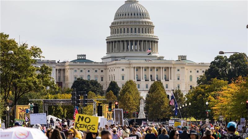 „No Kings“: Wieder Massenproteste gegen Trump in den USA Seit Trumps zweitem Amtsantritt hat es in den USA deutlich mehr Demonstrationen gegeben als in seiner ersten Amtszeit.